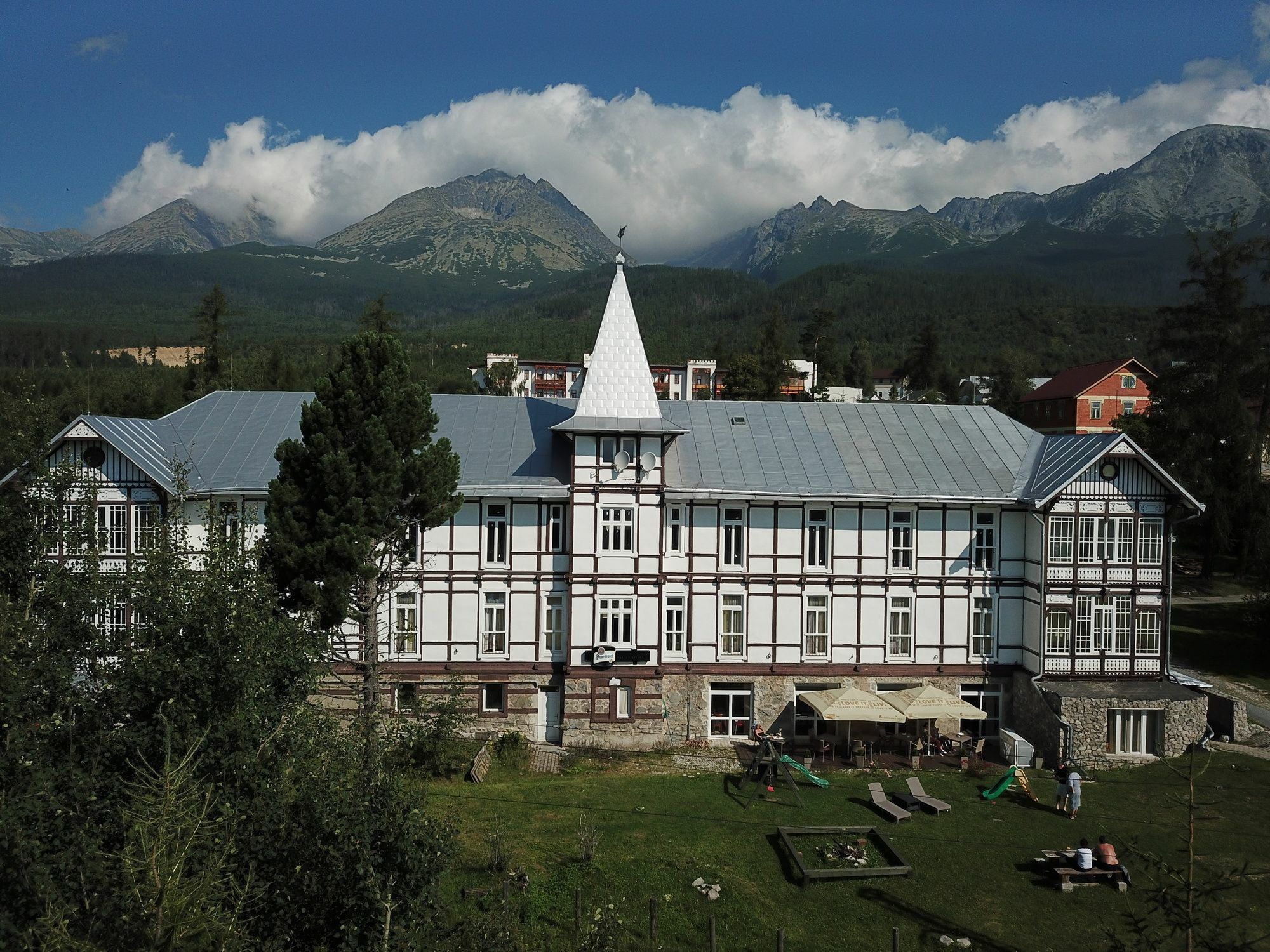 Kurhotel Tivoli Високе-Татри Экстерьер фото